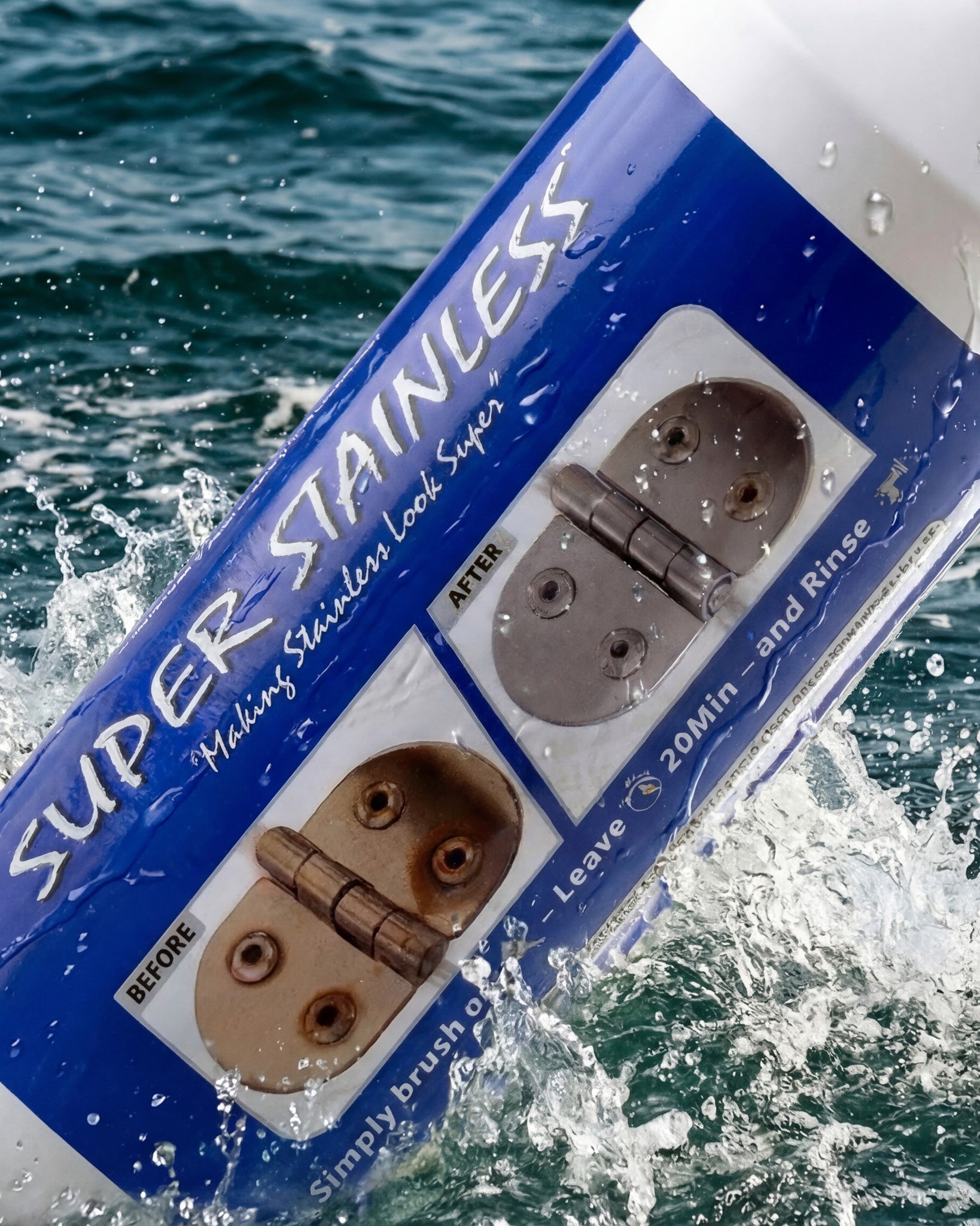 Super Stainless rengjør og beskytter rustfritt stål i båt