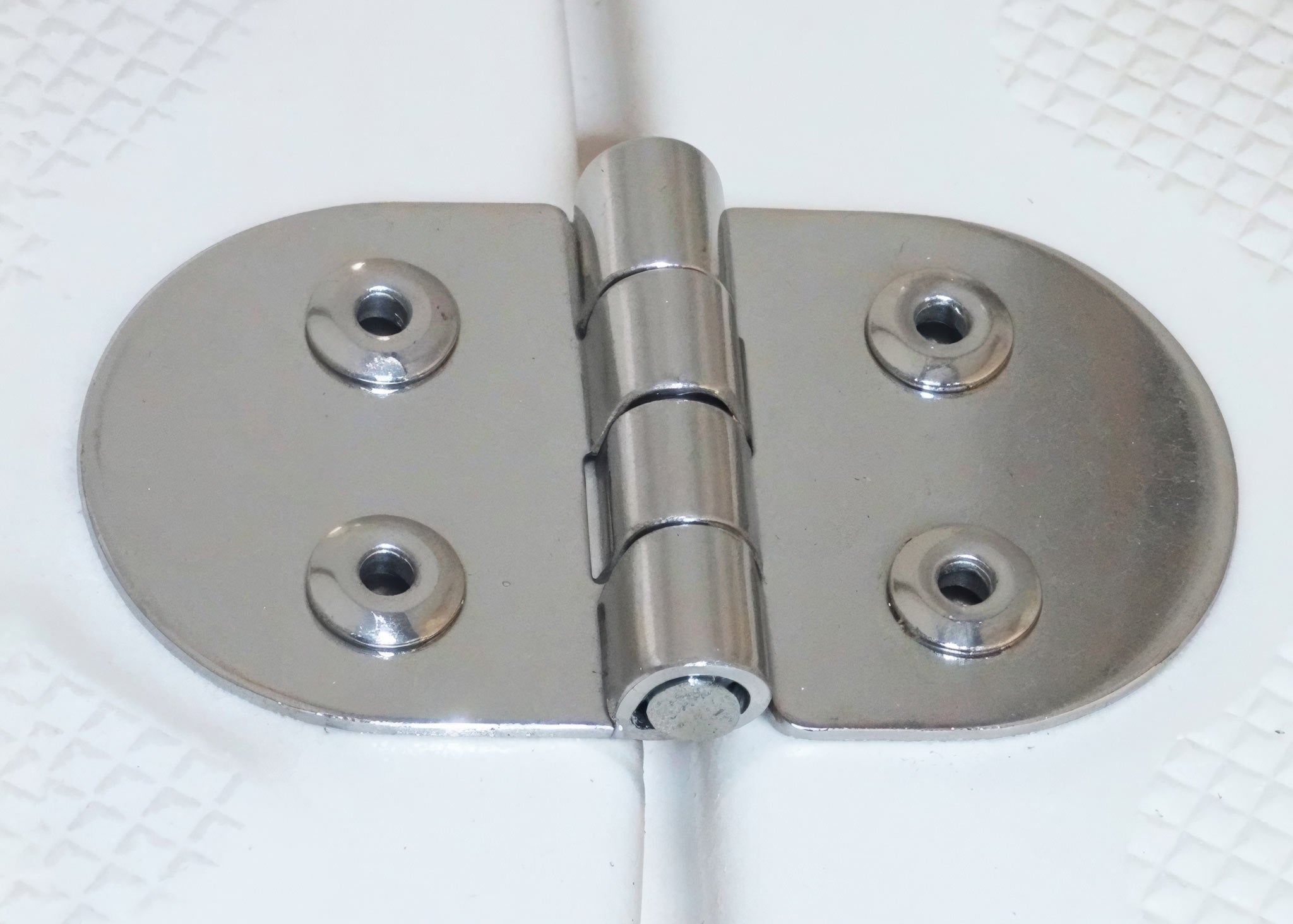 Rustfritt stål etter behandling med Super Stainless